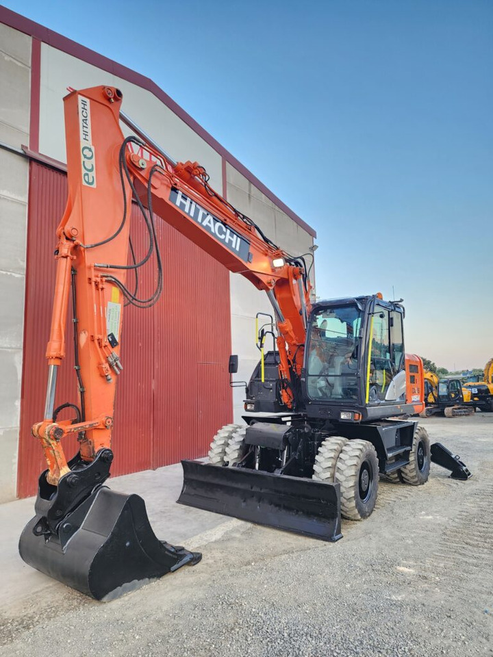 HITACHI ZX145W-6 - Mobilbagger: das Bild 3 HITACHI ZX145W-6 - Mobilbagger: das Bild 3