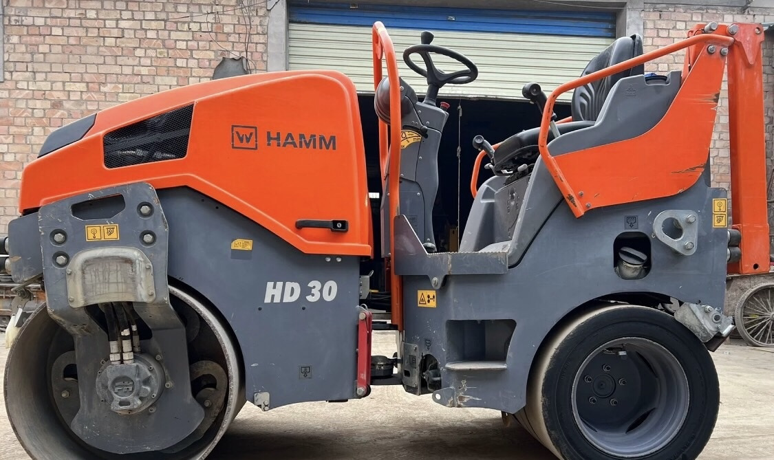 HAMM HD30 - Straßenwalze: das Bild 1 HAMM HD30 - Straßenwalze: das Bild 1