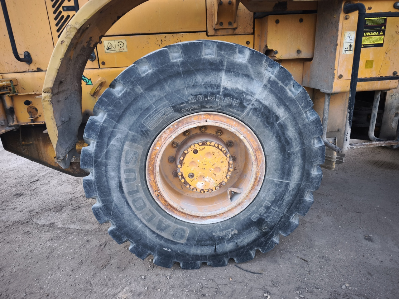 HYUNDAI 757-7 - Radlader: das Bild 3 HYUNDAI 757-7 - Radlader: das Bild 3