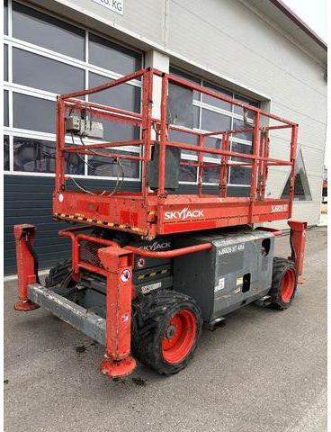 Skyjack SJ6826RT 10m Scherenarbeitsbühne BJ 2015 - Scherenbühne: das Bild 5 Skyjack SJ6826RT 10m Scherenarbeitsbühne BJ 2015 - Scherenbühne: das Bild 5