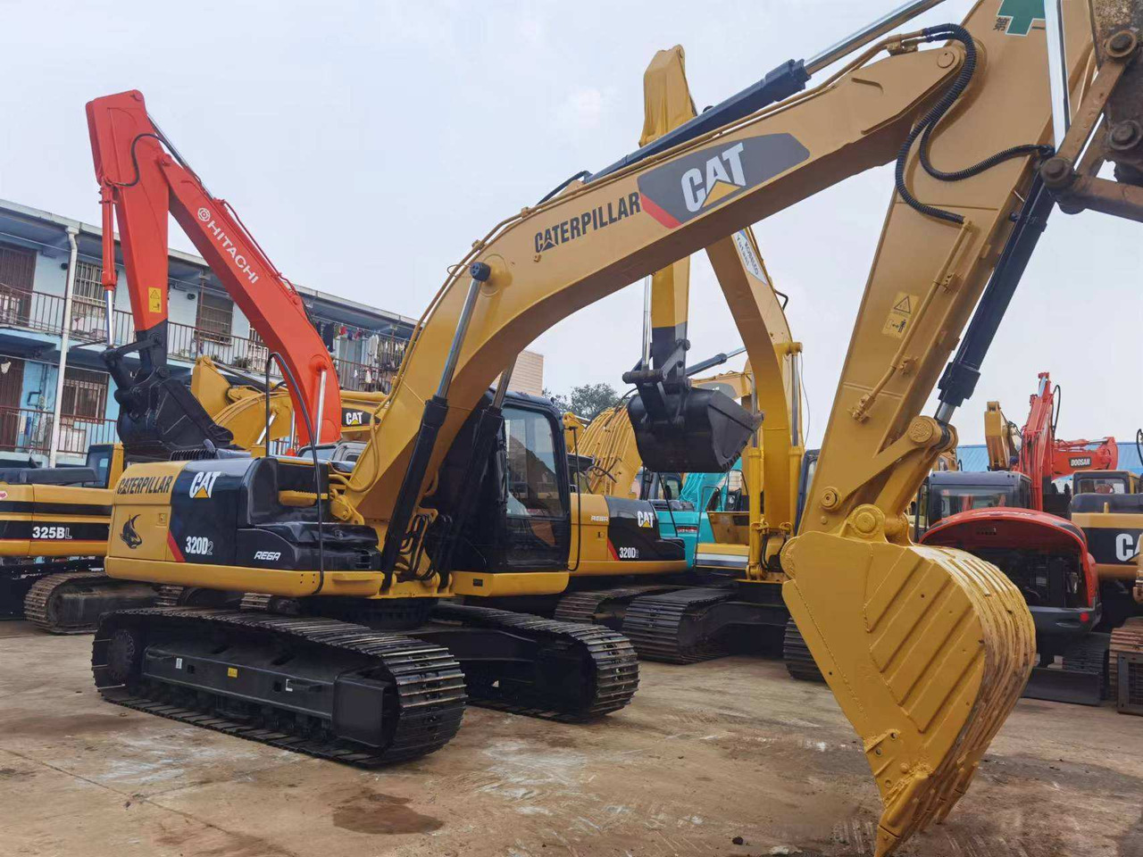 Kettenbagger 20Tons excavator Used CAT Excavator 320D On sale: das Bild 6