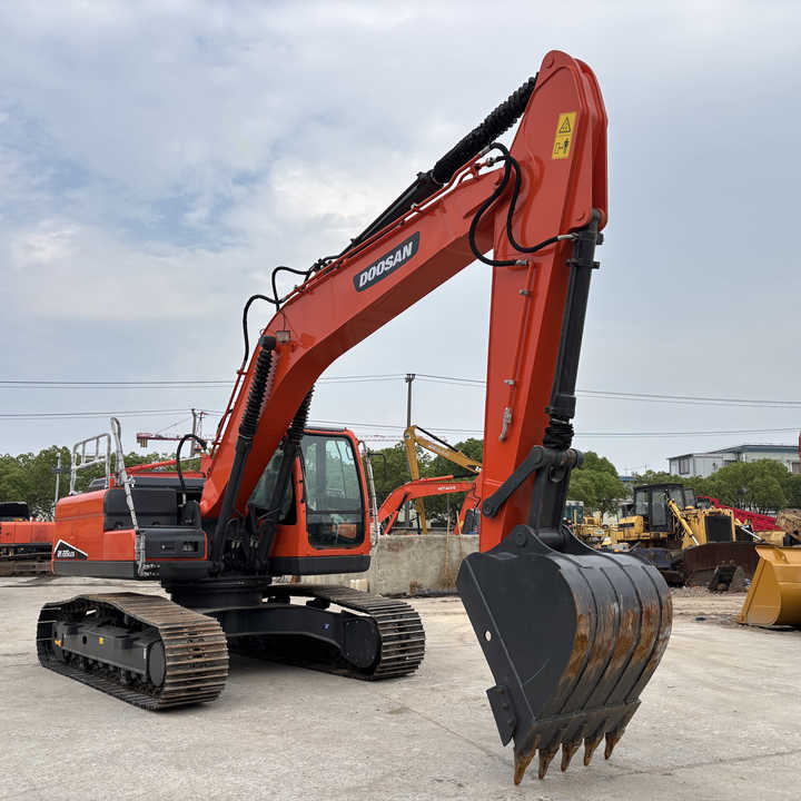 22 Tons Excavator Original Doosan Dx225LCA Crawler Digger Secondhand Used Good Condition Doosan Hydraulic Excavator on Sale - Kettenbagger: das Bild 1 22 Tons Excavator Original Doosan Dx225LCA Crawler Digger Secondhand Used Good Condition Doosan Hydraulic Excavator on Sale - Kettenbagger: das Bild 1