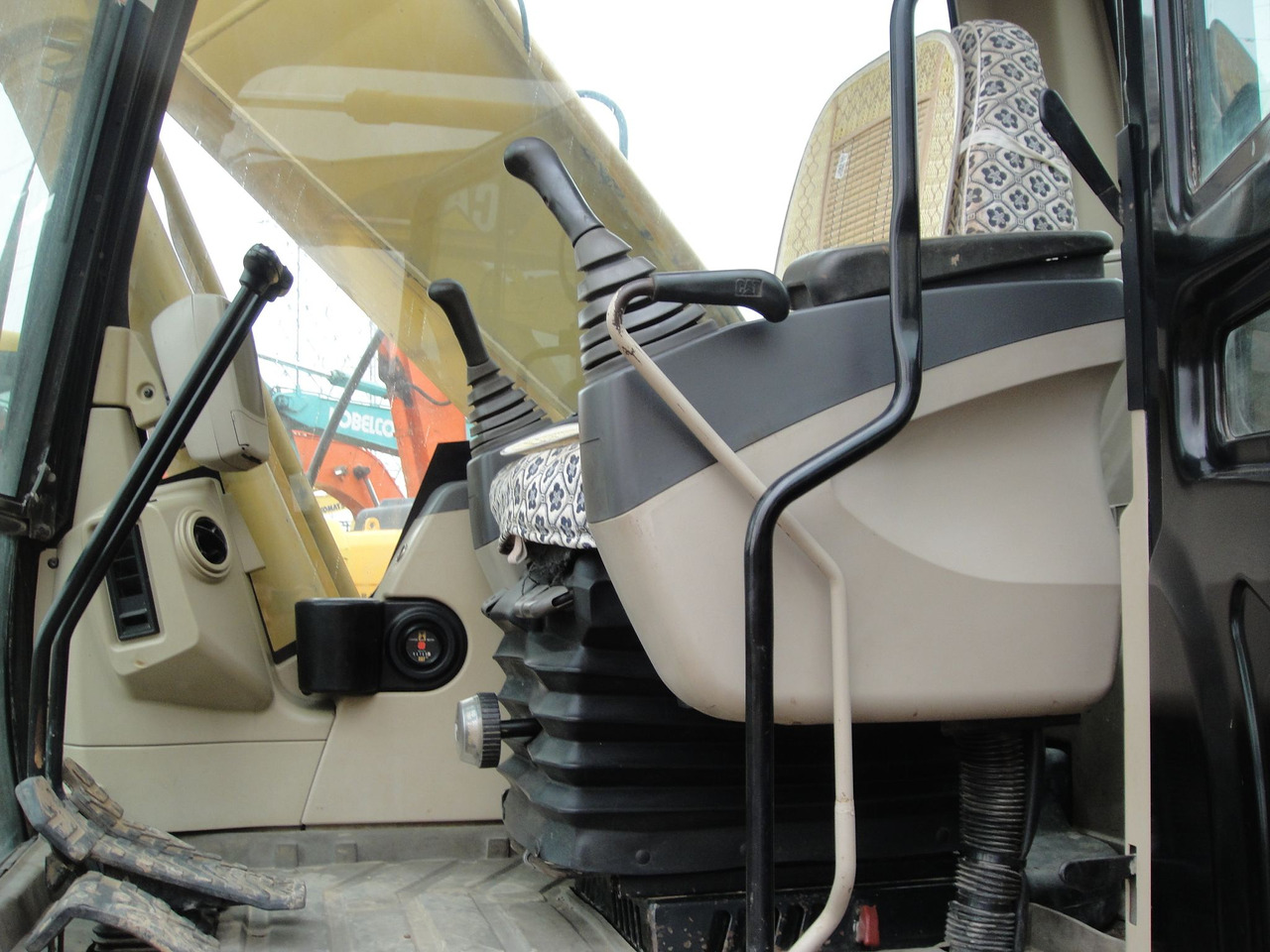 Construction Heavy Machinery Cat 320CL 20 ton Excavator Machine CAT CAT320CL in stock - Kettenbagger: das Bild 2 Construction Heavy Machinery Cat 320CL 20 ton Excavator Machine CAT CAT320CL in stock - Kettenbagger: das Bild 2