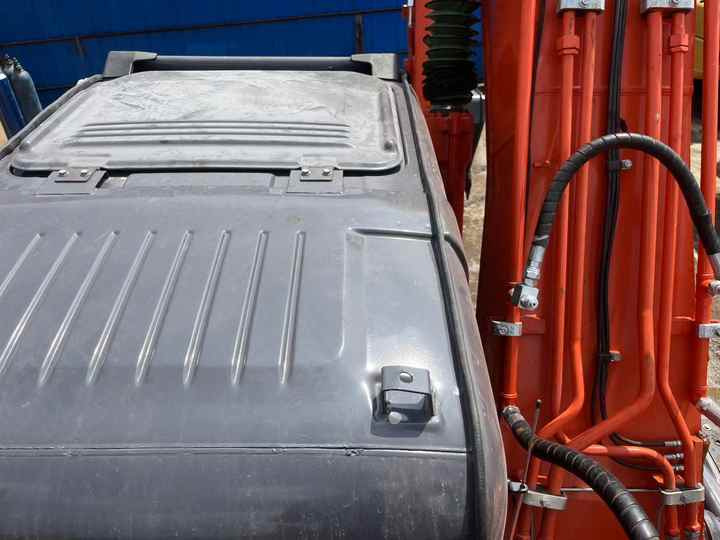 Digger Micro Crawler Excavator Used Hitachi ZX200 Crawler Excavator Hot Sale In Stock, Hitachi Excavators - Kettenbagger: das Bild 5 Digger Micro Crawler Excavator Used Hitachi ZX200 Crawler Excavator Hot Sale In Stock, Hitachi Excavators - Kettenbagger: das Bild 5