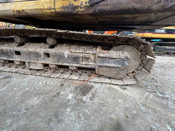 Good Condition Second Hand Caterpillar 325bl Excavator Used Cat 325b 325bl with good condition in stock For Sale - Kettenbagger: das Bild 5 Good Condition Second Hand Caterpillar 325bl Excavator Used Cat 325b 325bl with good condition in stock For Sale - Kettenbagger: das Bild 5
