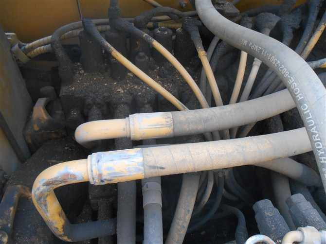 Good Condition Second Hand Caterpillar 325bl Excavator Used Cat 325b 325bl with good condition in stock For Sale - Kettenbagger: das Bild 2 Good Condition Second Hand Caterpillar 325bl Excavator Used Cat 325b 325bl with good condition in stock For Sale - Kettenbagger: das Bild 2