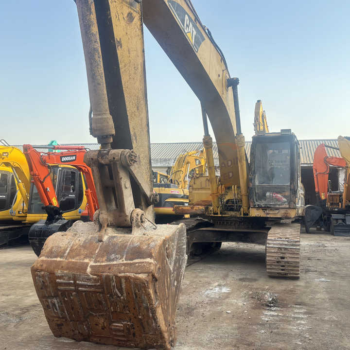 Good Condition Second Hand Caterpillar 325bl Excavator Used Cat 325b 325bl with good condition in stock For Sale - Kettenbagger: das Bild 1 Good Condition Second Hand Caterpillar 325bl Excavator Used Cat 325b 325bl with good condition in stock For Sale - Kettenbagger: das Bild 1