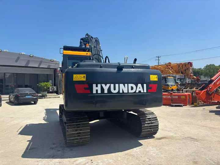 HYUNDAI 96% New HX220s Used Excavator, Korea 22 Ton HX210 HX225 HX 210 220 225 9S 22Ton Crawler Radio Digger Equipment Machine - Bagger: das Bild 5 HYUNDAI 96% New HX220s Used Excavator, Korea 22 Ton HX210 HX225 HX 210 220 225 9S 22Ton Crawler Radio Digger Equipment Machine - Bagger: das Bild 5