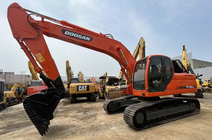 High Quality Korea Made 2019 Year Doosan Brand Dx225 Dx225lc Dx225lca Crawler Excavator - Kettenbagger: das Bild 3 High Quality Korea Made 2019 Year Doosan Brand Dx225 Dx225lc Dx225lca Crawler Excavator - Kettenbagger: das Bild 3