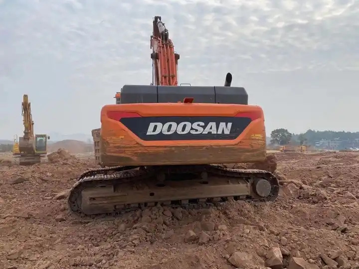 High Quality Second Hand Doosan Dx420 Excavator,Efficient,Energy-saving,And Suitable For Crushing Used Hand Excavators - Kettenbagger: das Bild 2 High Quality Second Hand Doosan Dx420 Excavator,Efficient,Energy-saving,And Suitable For Crushing Used Hand Excavators - Kettenbagger: das Bild 2