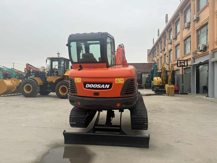 High Quality and Low Price Used Doosan Dx60 Dx75 Dx80 Crawler Excavator in Good Condition 6-ton Mini 6t Excavator for Sale - Kettenbagger: das Bild 2 High Quality and Low Price Used Doosan Dx60 Dx75 Dx80 Crawler Excavator in Good Condition 6-ton Mini 6t Excavator for Sale - Kettenbagger: das Bild 2