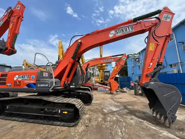 Hot sale Low Working Hour Hitachi zx120 cheap used excavator Japan Made Hitachi zx200 20 ton Excavator in good condition - Kettenbagger: das Bild 2 Hot sale Low Working Hour Hitachi zx120 cheap used excavator Japan Made Hitachi zx200 20 ton Excavator in good condition - Kettenbagger: das Bild 2