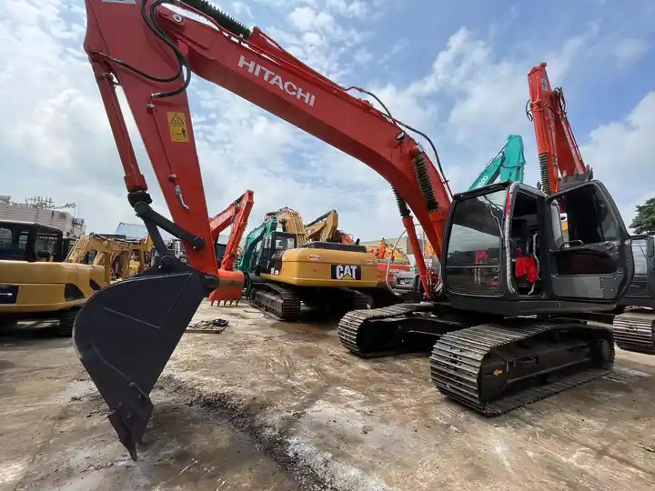 Low Working Hour Hitachi zx120 cheap used excavator Japan Made Hitachi zx200 20 ton Excavator in good condition on sale - Kettenbagger: das Bild 4 Low Working Hour Hitachi zx120 cheap used excavator Japan Made Hitachi zx200 20 ton Excavator in good condition on sale - Kettenbagger: das Bild 4
