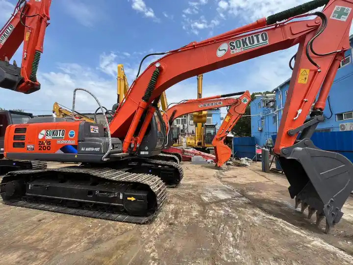 Low Working Hour Hitachi zx120 cheap used excavator Japan Made Hitachi zx200 20 ton Excavator on sale - Kettenbagger: das Bild 4 Low Working Hour Hitachi zx120 cheap used excavator Japan Made Hitachi zx200 20 ton Excavator on sale - Kettenbagger: das Bild 4