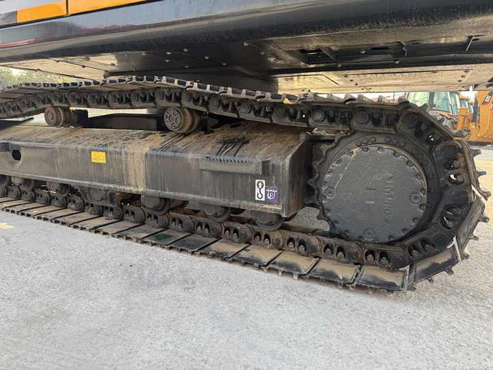 Kettenbagger Original Used Korea  22ton Hyundai 220lc-9s Excavator for Sale in Good Condition and Low Working Time: das Bild 6