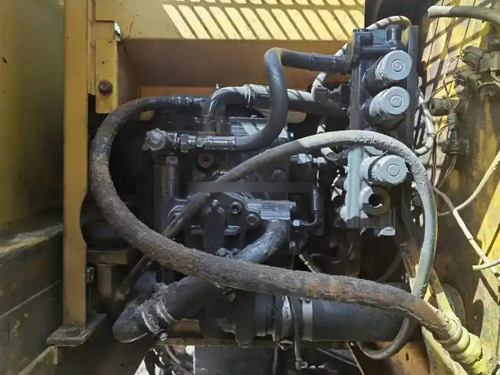 Original Well-Maintained Komatsu PC120-6 Used Excavator for Sale - Kettenbagger: das Bild 4 Original Well-Maintained Komatsu PC120-6 Used Excavator for Sale - Kettenbagger: das Bild 4