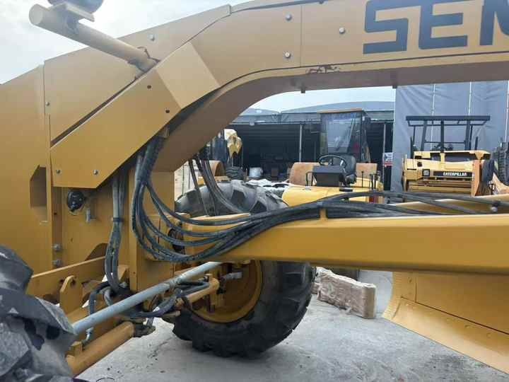 Second Hand SEM921 Motor Grader / Second Hand Motor Grader Sem 921 922 919 SEM Motor Grader for Sale - Grader: das Bild 5 Second Hand SEM921 Motor Grader / Second Hand Motor Grader Sem 921 922 919 SEM Motor Grader for Sale - Grader: das Bild 5