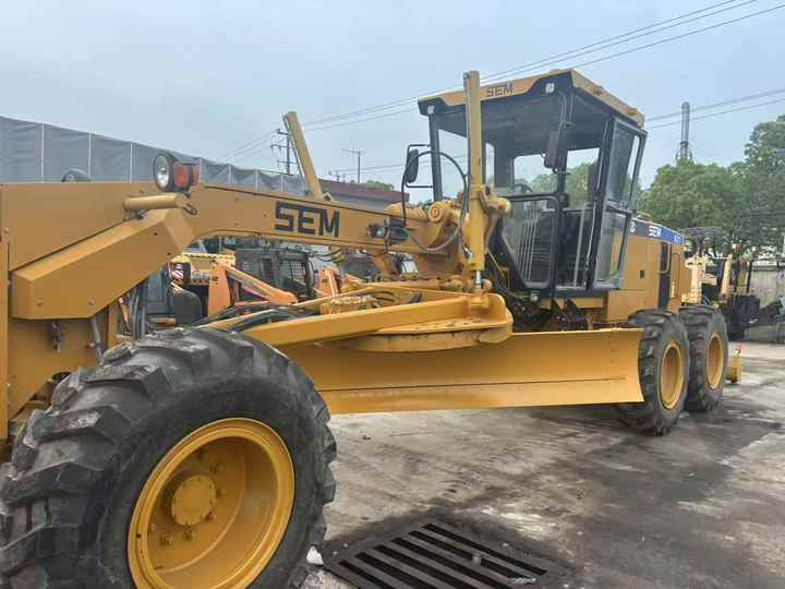 Second Hand SEM921 Motor Grader / Second Hand Motor Grader Sem 921 922 919 SEM Motor Grader for Sale - Grader: das Bild 4 Second Hand SEM921 Motor Grader / Second Hand Motor Grader Sem 921 922 919 SEM Motor Grader for Sale - Grader: das Bild 4