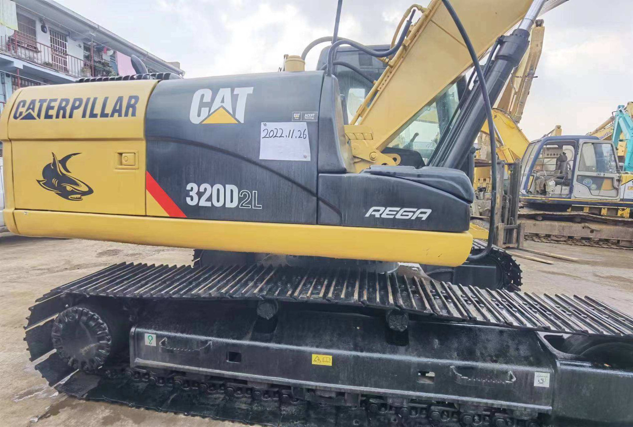 Used CAT 320 320B 320C 320D Excavator with bucket for excavator - Kettenbagger: das Bild 4 Used CAT 320 320B 320C 320D Excavator with bucket for excavator - Kettenbagger: das Bild 4