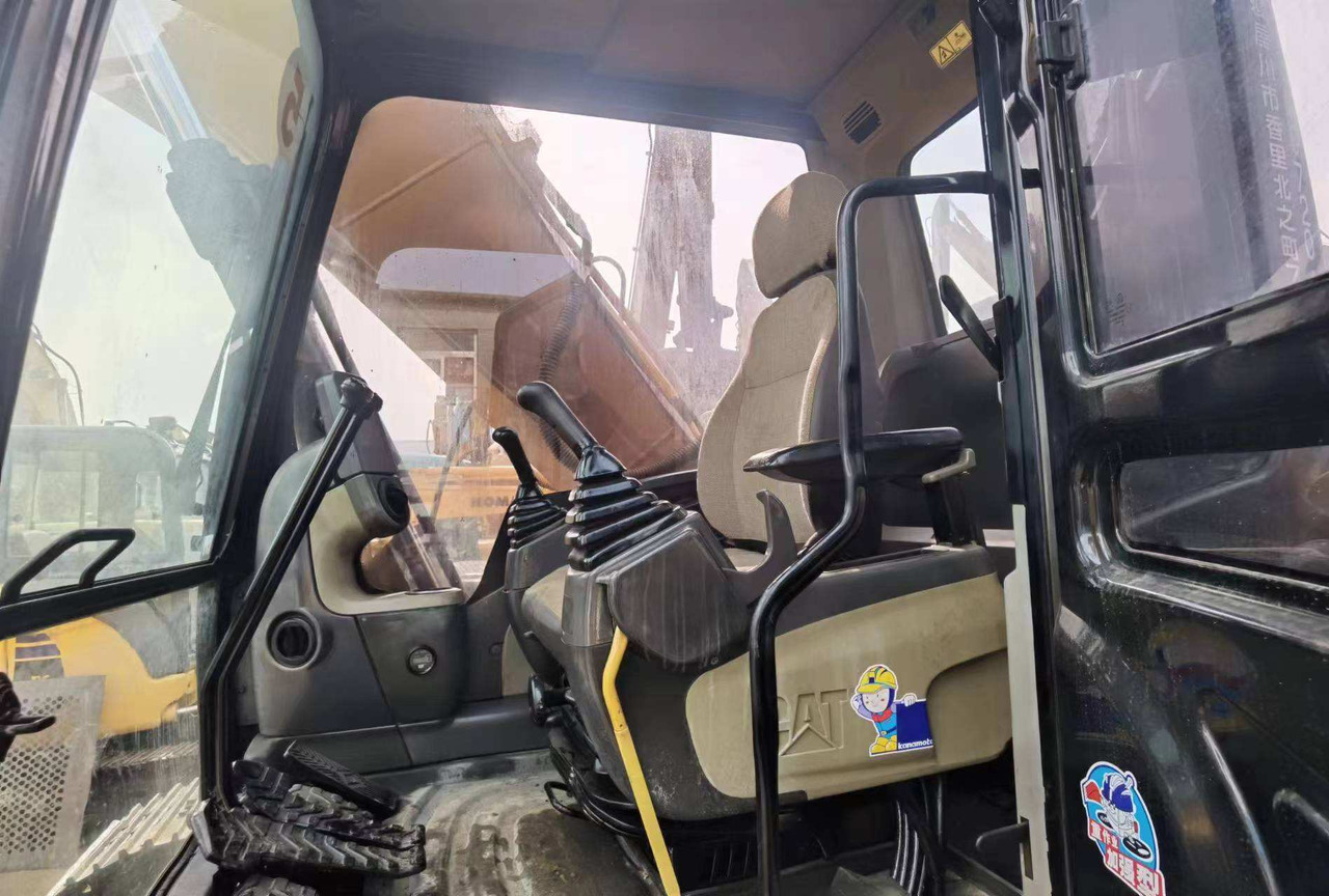 Used CAT 320 320B 320C 320D Excavator with bucket for excavator - Kettenbagger: das Bild 5 Used CAT 320 320B 320C 320D Excavator with bucket for excavator - Kettenbagger: das Bild 5