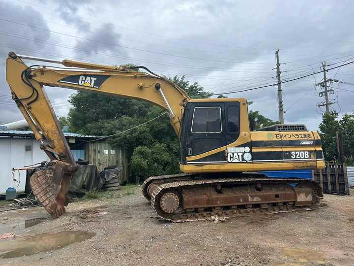 Used Excavator Cat 320bl Best Second Hand Excavator Caterpillar 320 320d 320b for Sale in Shanghai - Kettenbagger: das Bild 3 Used Excavator Cat 320bl Best Second Hand Excavator Caterpillar 320 320d 320b for Sale in Shanghai - Kettenbagger: das Bild 3