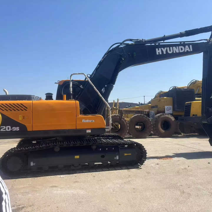 Used Original Korea Multifunction Crawler Excavator Hyundai HX220L High Efficiency Hyundai 225LC 220LC in Good Condition on Sale - Bagger: das Bild 1 Used Original Korea Multifunction Crawler Excavator Hyundai HX220L High Efficiency Hyundai 225LC 220LC in Good Condition on Sale - Bagger: das Bild 1