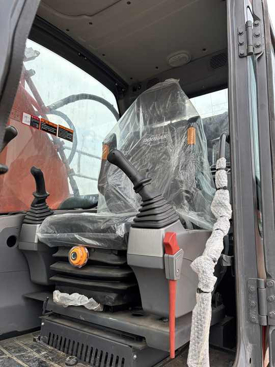Used Original KoreaN Doosan DX225lca Excavator Doosan Excavators Engineering Machinery Doosan 22ton USED Excavadoras - Kettenbagger: das Bild 5 Used Original KoreaN Doosan DX225lca Excavator Doosan Excavators Engineering Machinery Doosan 22ton USED Excavadoras - Kettenbagger: das Bild 5