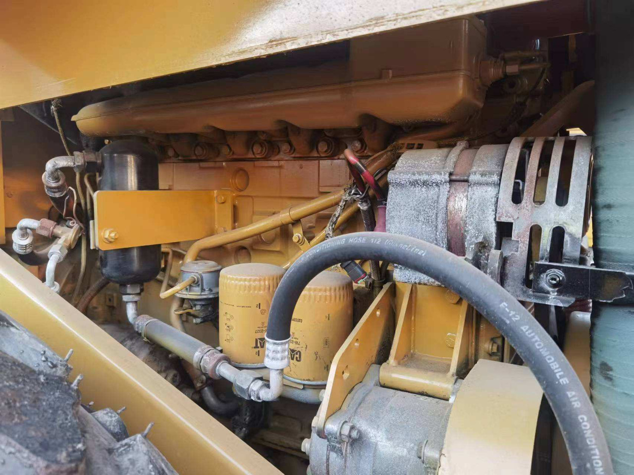 Used Road making machine CAT CS 683E roller - Straßenwalze: das Bild 4 Used Road making machine CAT CS 683E roller - Straßenwalze: das Bild 4