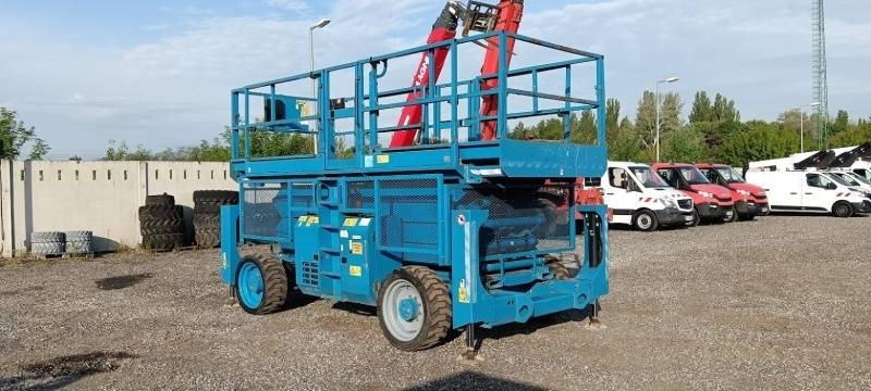 Genie GS4390 - 15,11m, diesel, 4x4 - Scherenbühne: das Bild 1 Genie GS4390 - 15,11m, diesel, 4x4 - Scherenbühne: das Bild 1