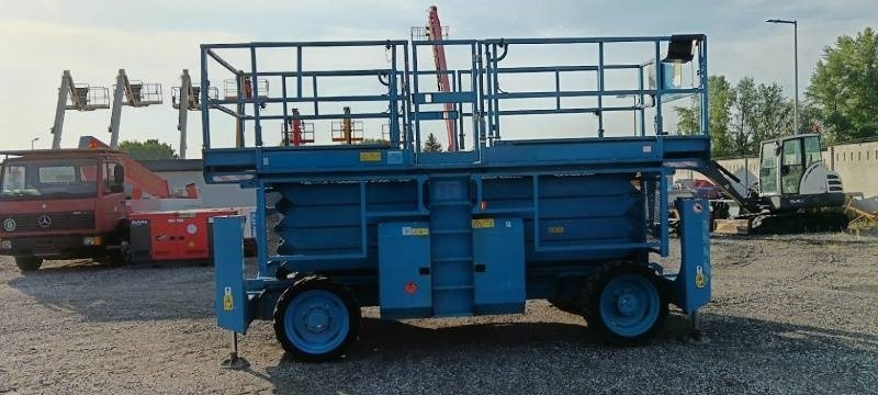 Genie GS4390 - 15,11m, diesel, 4x4 - Scherenbühne: das Bild 5 Genie GS4390 - 15,11m, diesel, 4x4 - Scherenbühne: das Bild 5
