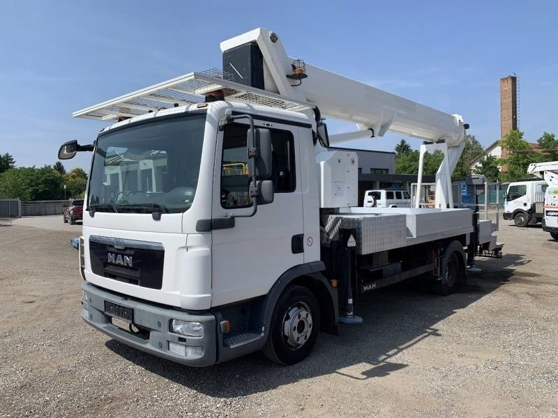 MAN TGL 7.150 RuthmannSteiger T330 - 33m - 320 kg - LKW mit Arbeitsbühne: das Bild 2 MAN TGL 7.150 RuthmannSteiger T330 - 33m - 320 kg - LKW mit Arbeitsbühne: das Bild 2