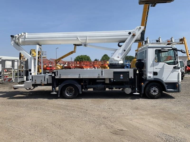 MAN TGL 7.150 RuthmannSteiger T330 - 33m - 320 kg - LKW mit Arbeitsbühne: das Bild 4 MAN TGL 7.150 RuthmannSteiger T330 - 33m - 320 kg - LKW mit Arbeitsbühne: das Bild 4