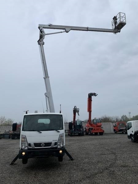 LKW mit Arbeitsbühne Nissan Cabstar Multitel HX195 - 19,5m: das Bild 10