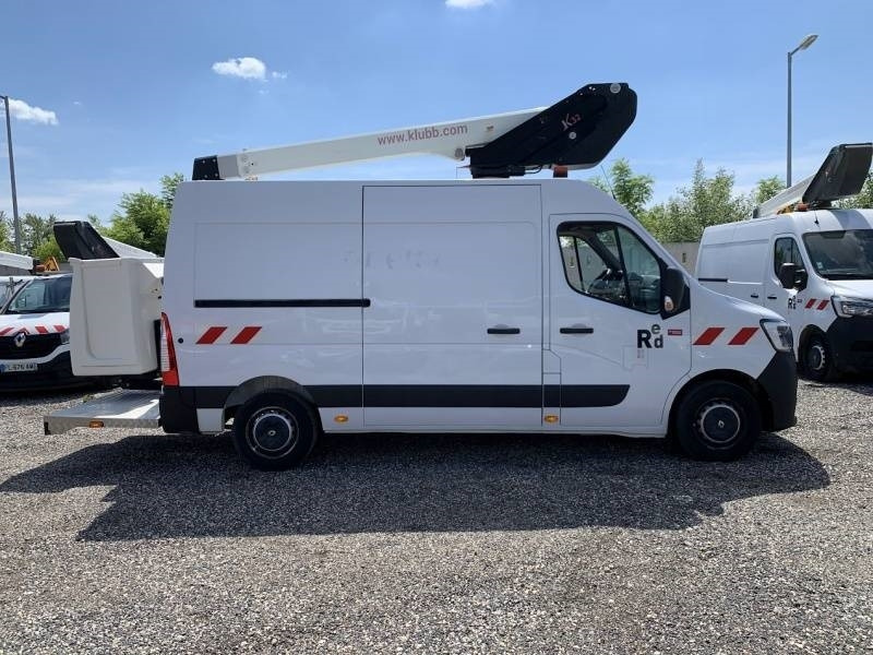 Renault Master Klubb K32 - 12,5 m, 120 kg - LKW mit Arbeitsbühne: das Bild 4 Renault Master Klubb K32 - 12,5 m, 120 kg - LKW mit Arbeitsbühne: das Bild 4