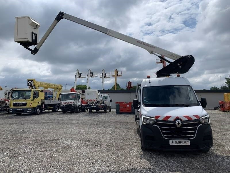 LKW mit Arbeitsbühne Renault Master Klubb K32 - 12,5 m, 120 kg: das Bild 9