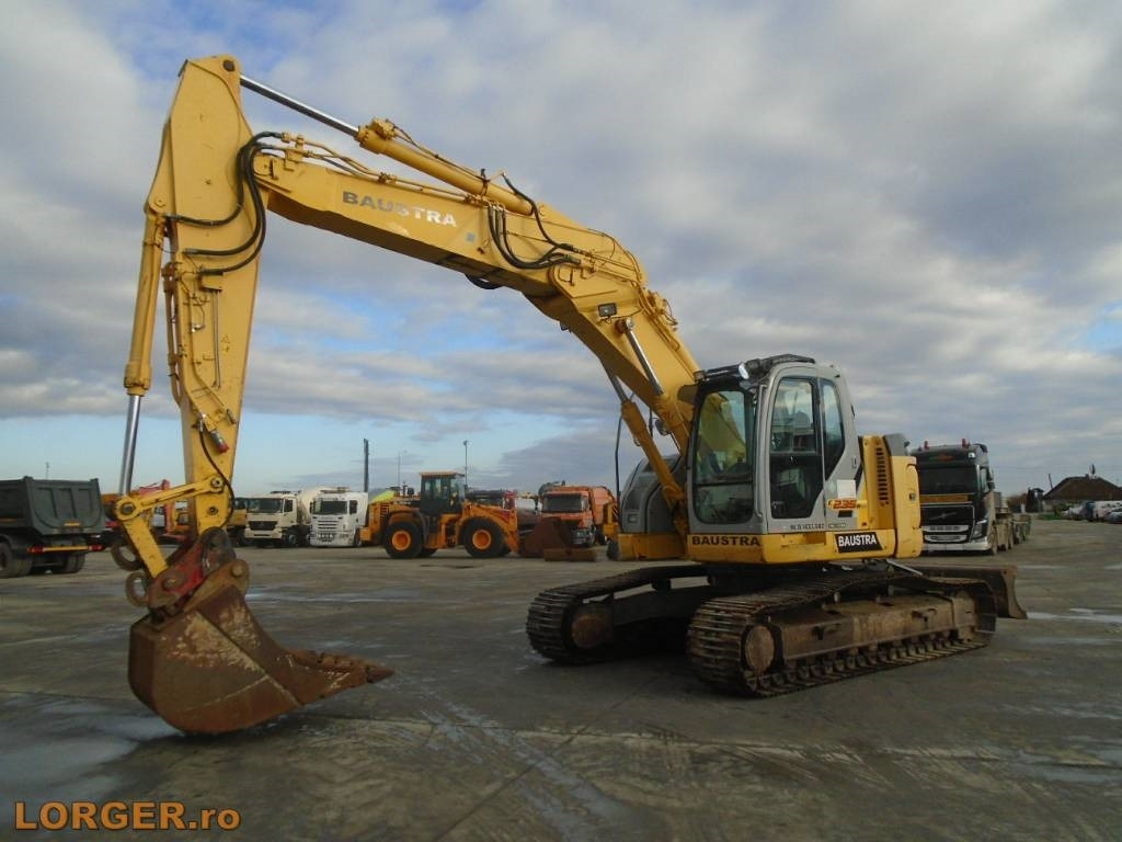 New Holland E 235 B SR-2* Blade - Kettenbagger: das Bild 4 New Holland E 235 B SR-2* Blade - Kettenbagger: das Bild 4