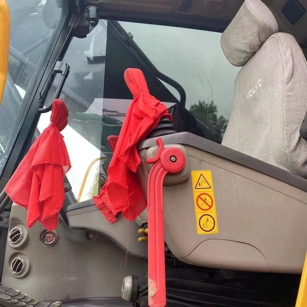 2019 Volvo EC380DL - Kettenbagger: das Bild 2 2019 Volvo EC380DL - Kettenbagger: das Bild 2