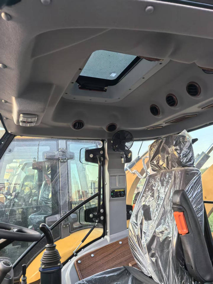 CATERPILLAR 426 - Laderaupe: das Bild 4 CATERPILLAR 426 - Laderaupe: das Bild 4