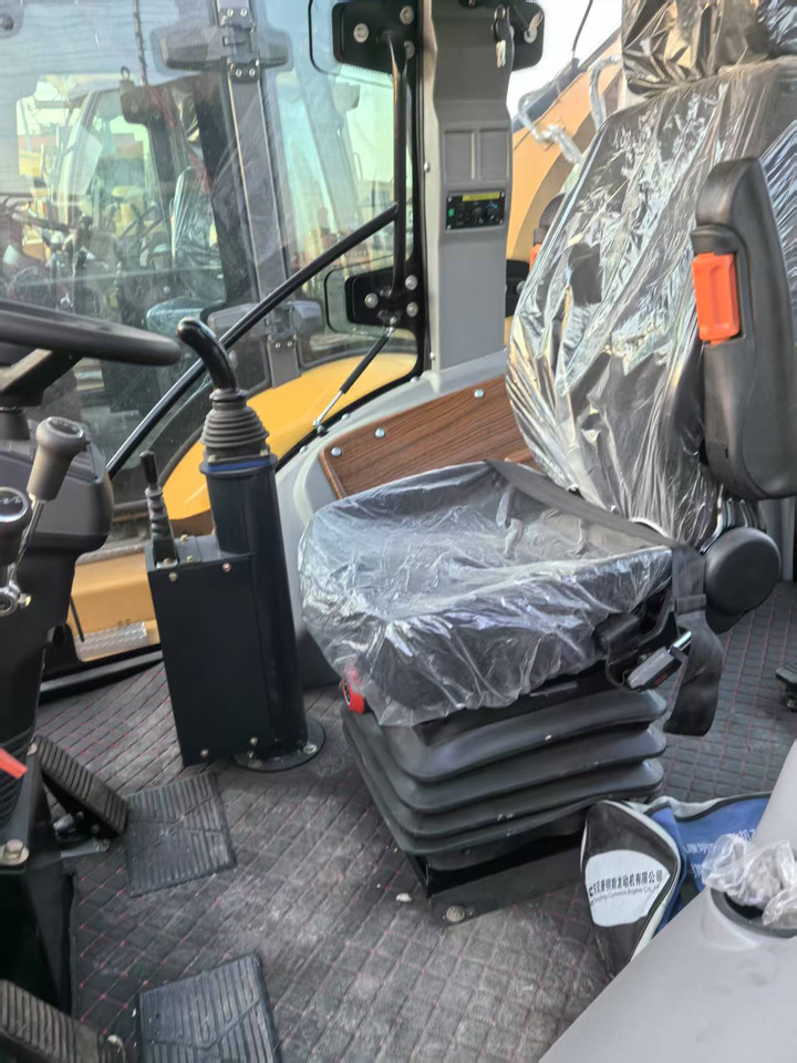 CATERPILLAR 426 - Laderaupe: das Bild 3 CATERPILLAR 426 - Laderaupe: das Bild 3