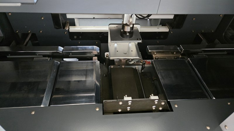 Horizon HT-30 C | 2012 | 4,7 Mio - Papierschneidemaschine: das Bild 4 Horizon HT-30 C | 2012 | 4,7 Mio - Papierschneidemaschine: das Bild 4