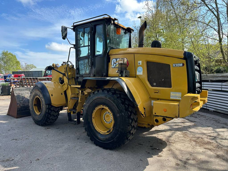 Cat 930M new tires! - Radlader: das Bild 1 Cat 930M new tires! - Radlader: das Bild 1