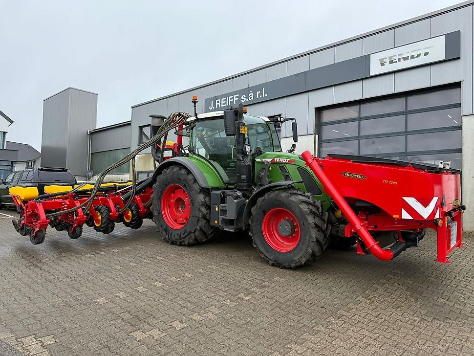 J.Reiff Sarl
Herr Stefan Neukirch - 77 Z.I in den - Einzelkornsämaschine: das Bild 3 J.Reiff Sarl
Herr Stefan Neukirch - 77 Z.I in den - Einzelkornsämaschine: das Bild 3