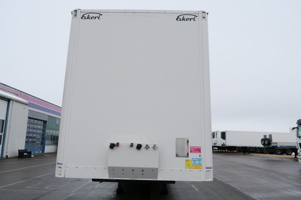 EKERI T3-A / SEITLICHE TÜREN /FALTWAND EDSCHA ! - Koffer Auflieger: das Bild 4 EKERI T3-A / SEITLICHE TÜREN /FALTWAND EDSCHA ! - Koffer Auflieger: das Bild 4