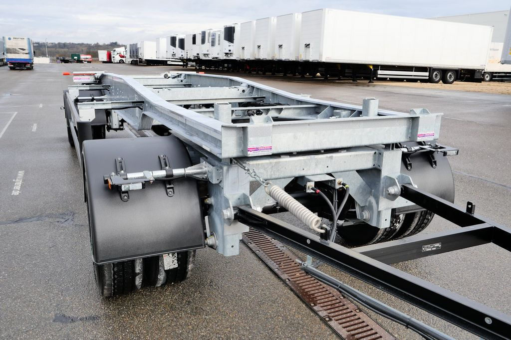 Web-Trailer ARA 18/ DIN 30722 / 5000 - 7000 mm/19,5 VERZINKT Web-Trailer ARA 18/ DIN 30722 / 5000 - 7000 mm/19,5 VERZINKT - Abrollanhänger/ Absetzanhänger: das Bild 3 Web-Trailer ARA 18/ DIN 30722 / 5000 - 7000 mm/19,5 VERZINKT Web-Trailer ARA 18/ DIN 30722 / 5000 - 7000 mm/19,5 VERZINKT - Abrollanhänger/ Absetzanhänger: das Bild 3