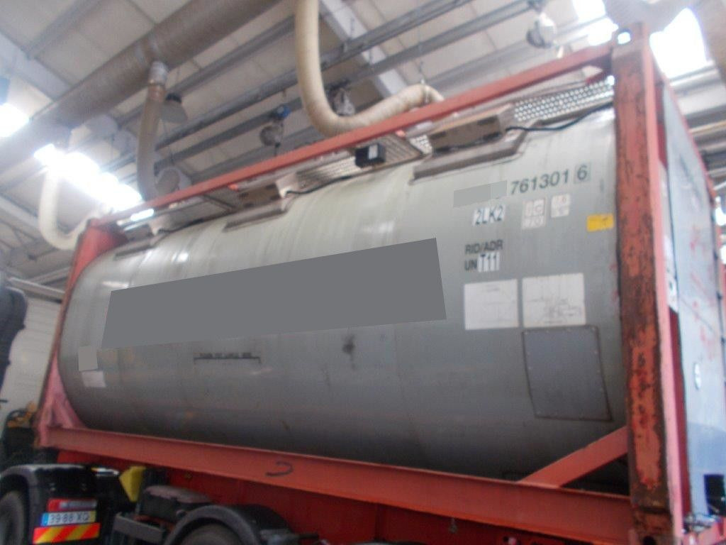 26.000 Liter V4A Vollrahmen 2 x Laufsteg - Tankauflieger: das Bild 1 26.000 Liter V4A Vollrahmen 2 x Laufsteg - Tankauflieger: das Bild 1
