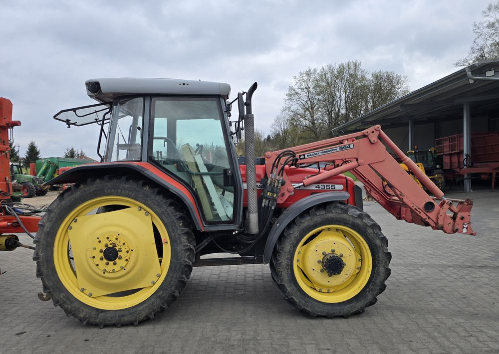 Massey Ferguson 4355 - Traktor: das Bild 4 Massey Ferguson 4355 - Traktor: das Bild 4