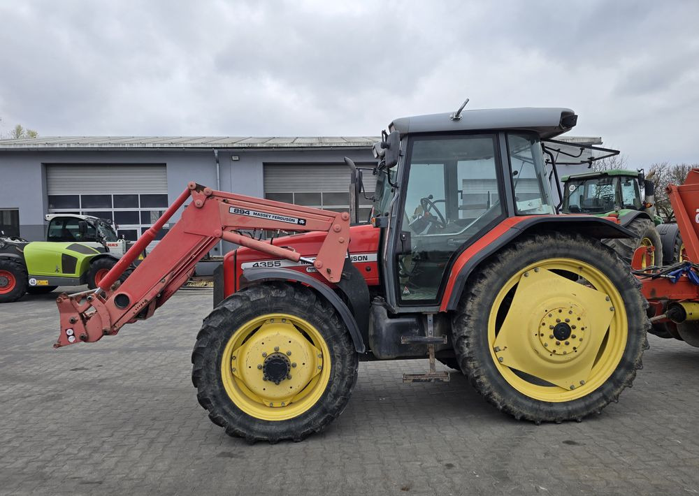 Massey Ferguson 4355 - Traktor: das Bild 2 Massey Ferguson 4355 - Traktor: das Bild 2
