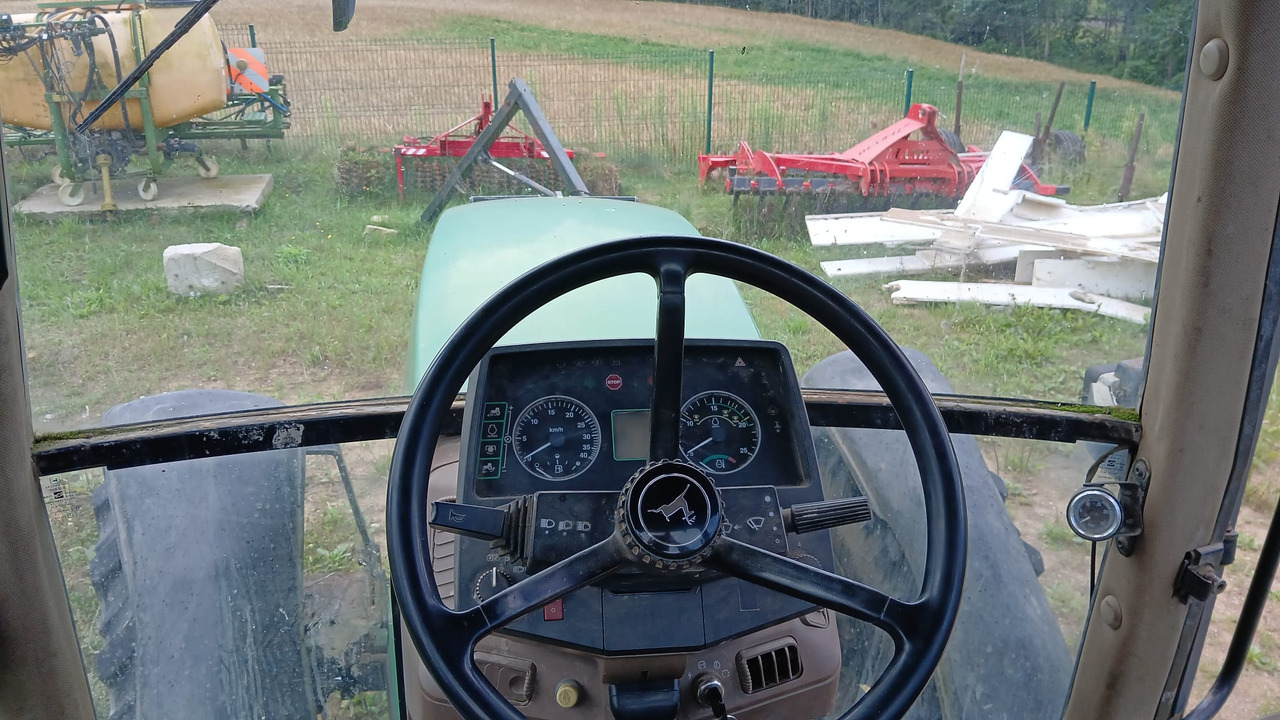 JOHN DEERE 7800 - Traktor: das Bild 5 JOHN DEERE 7800 - Traktor: das Bild 5