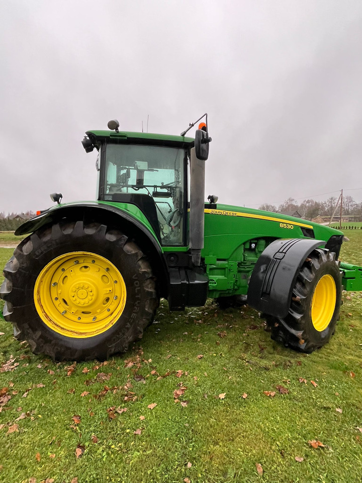 John Deere 8530 - Traktor: das Bild 3 John Deere 8530 - Traktor: das Bild 3