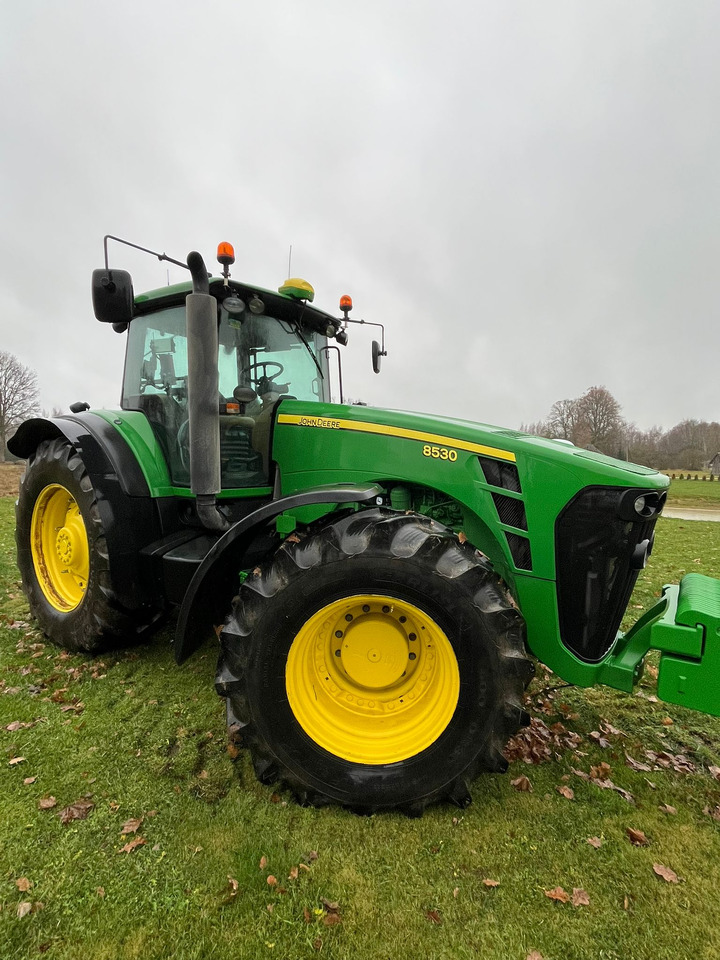 John Deere 8530 - Traktor: das Bild 4 John Deere 8530 - Traktor: das Bild 4